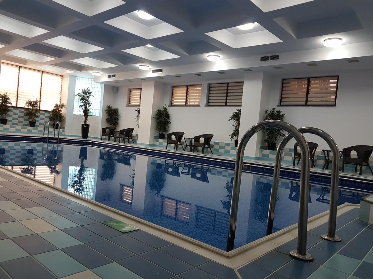 Hotel Nemira Slănic-Moldova Exteriér fotografie