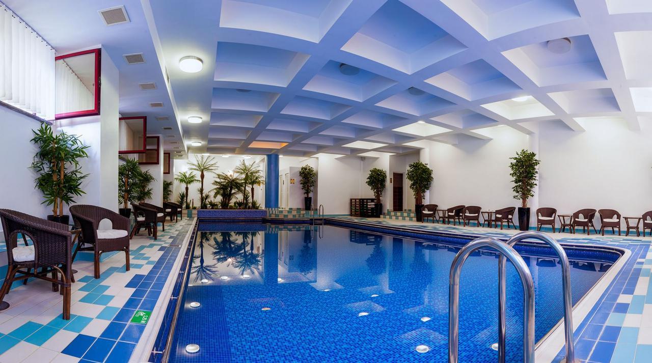 Hotel Nemira Slănic-Moldova Exteriér fotografie