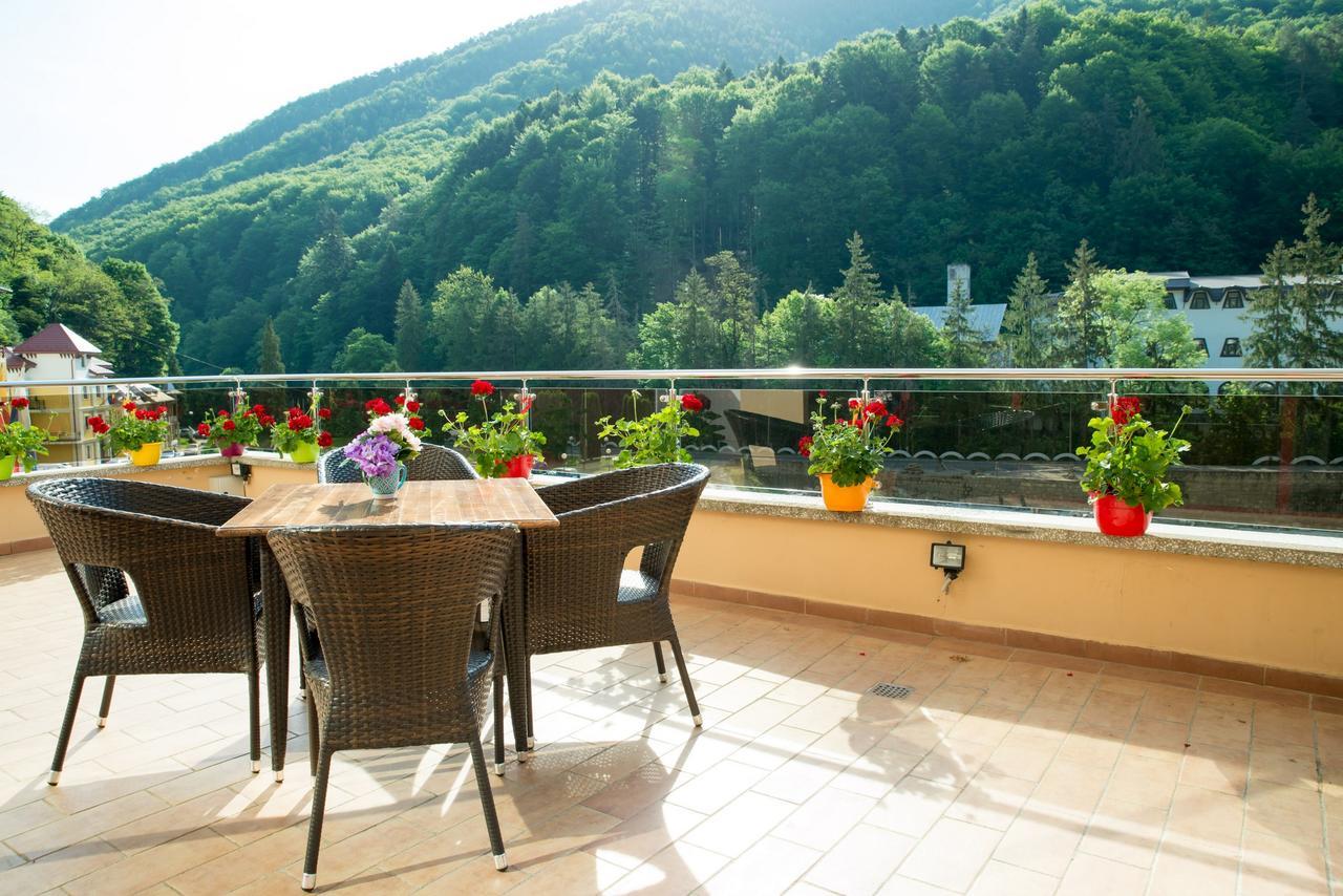 Hotel Nemira Slănic-Moldova Exteriér fotografie