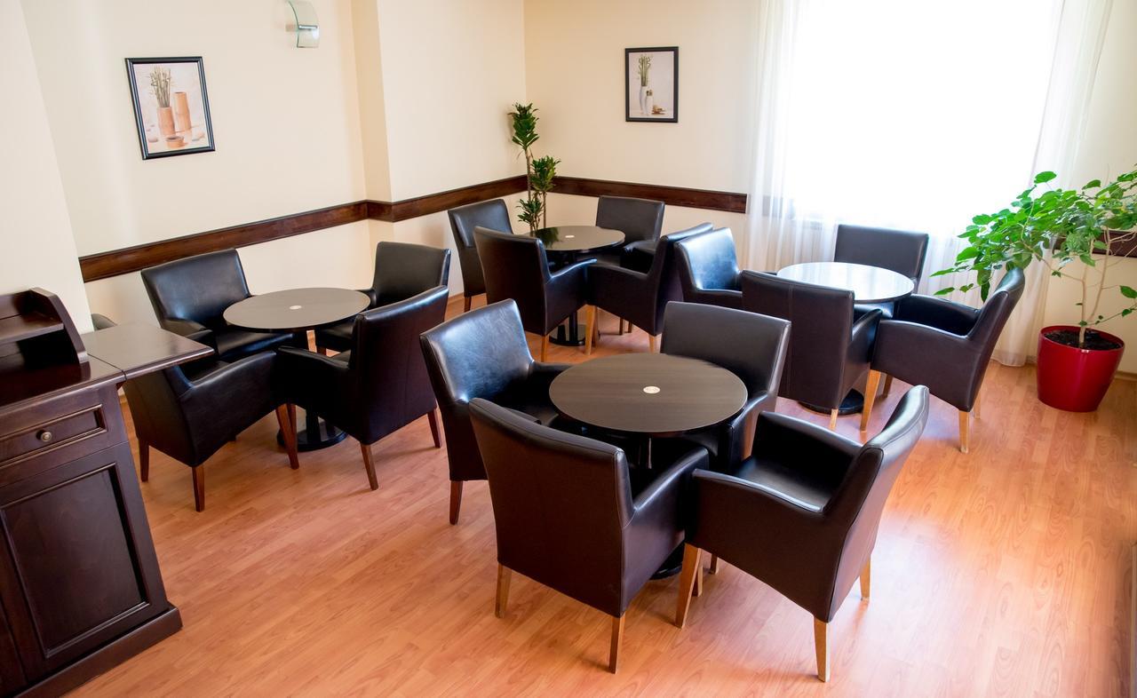 Hotel Nemira Slănic-Moldova Exteriér fotografie